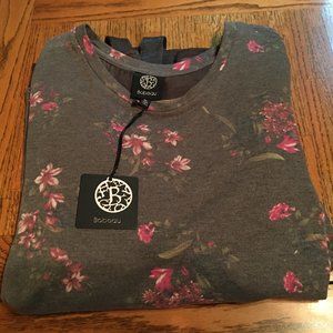 Bobeou Green floral LS Top with a Twist in Back, Size XL